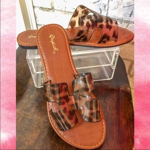 Qupid Leopard Vinyl Sandals